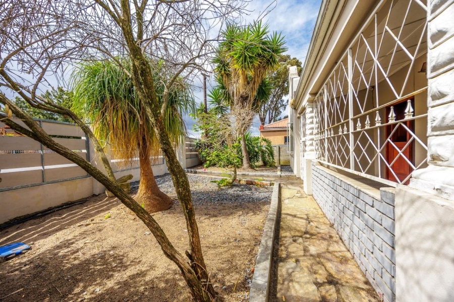 4 Bedroom Property for Sale in Sarepta Western Cape